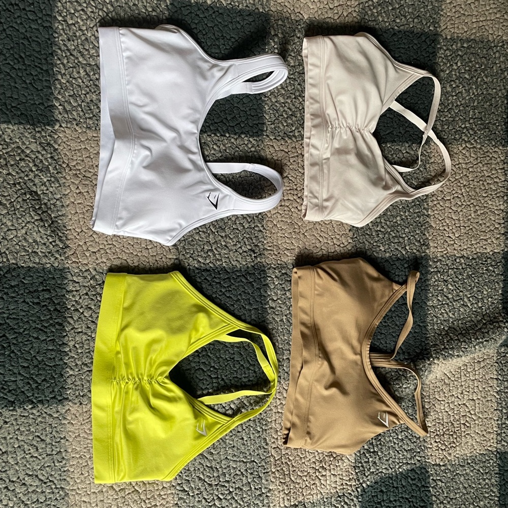 NEVER BEFORE WORN Gymshark XS sports bras